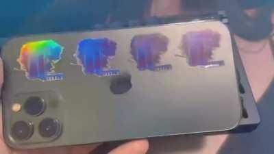 4x Titan holo iPhone 14