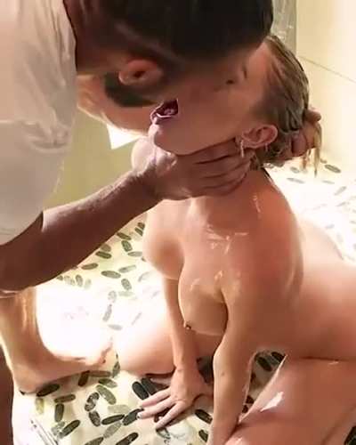 What a sluty blow job 