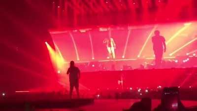 EL NEGRO SCOTT DICE IEE