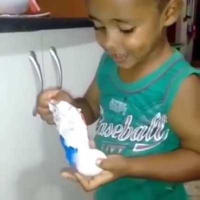 fan de cristianghost es traicionado por su padre (Impactante)