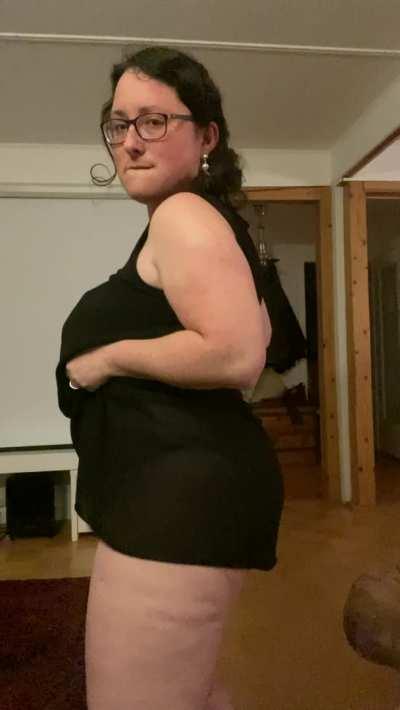 Would you consider dating your next door Milf?