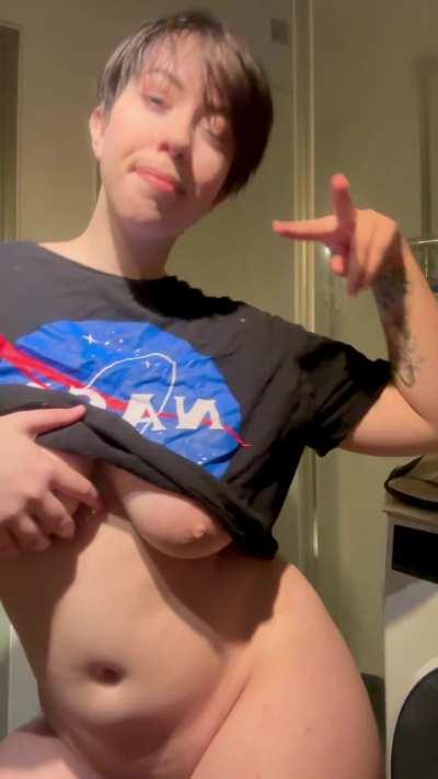 Tried to be cute, but ended up looking slutty don't you think?