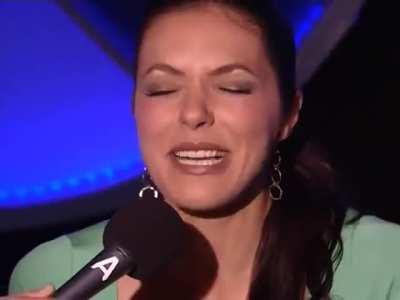 Mainstream Supermodel Adrianne Curry Has an Orgasm on the Howard Stern Show