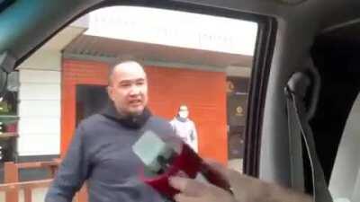 Lunatic attacks guy practicing sarcastic enforcement of Covid Mandates.