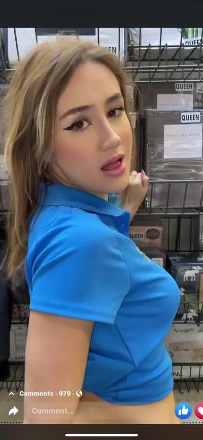 Name of woman or full scene