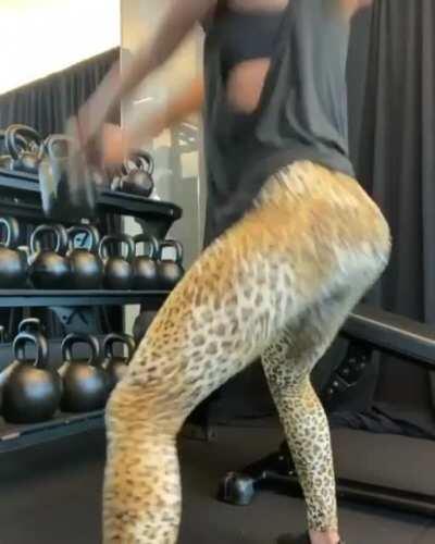 Workout booty