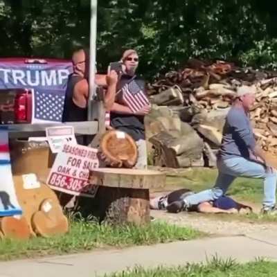 Black lives matter vs all lives matter only one of these groups is making themselves look evil