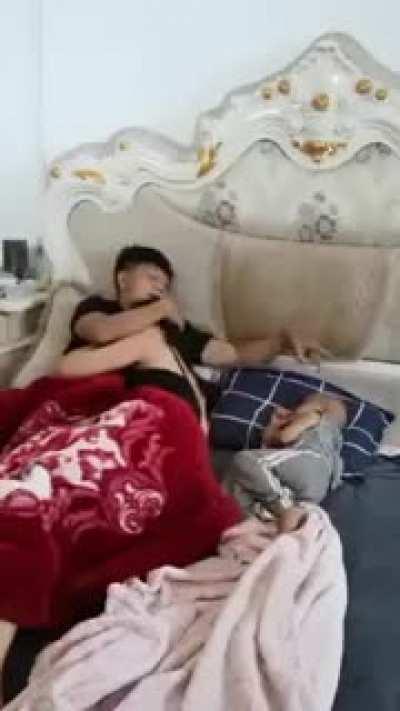 Ditch my video game for a nap! 😂