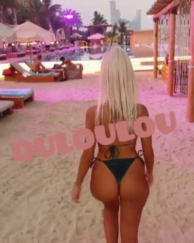 Quelqu'un peux me donner son insta en mp svp ? Ou me dire qui c'est ?