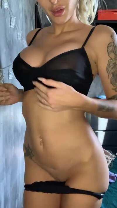 Does this black underwear suit me or is it better without it?