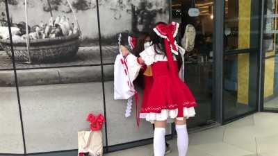 raymoo KABEDON reimu