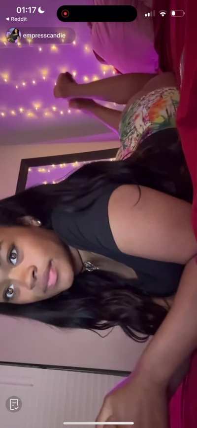 Ebony soles in the pose