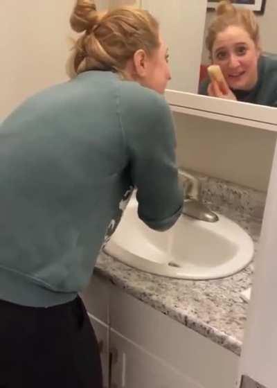He replaced her soap with a potato