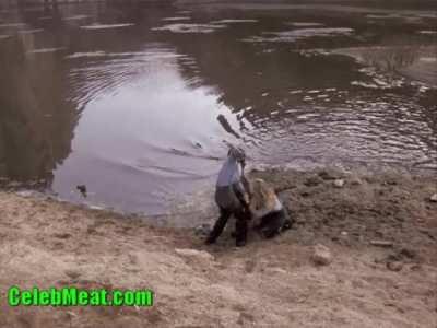 Farrah Fawcett Nip Slip on Charlie's Angels (S1 E4)