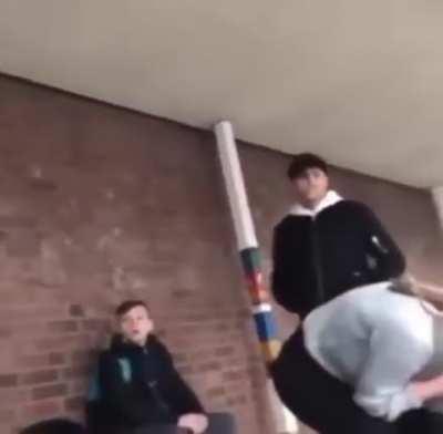 did y'all hear her teeth rattle