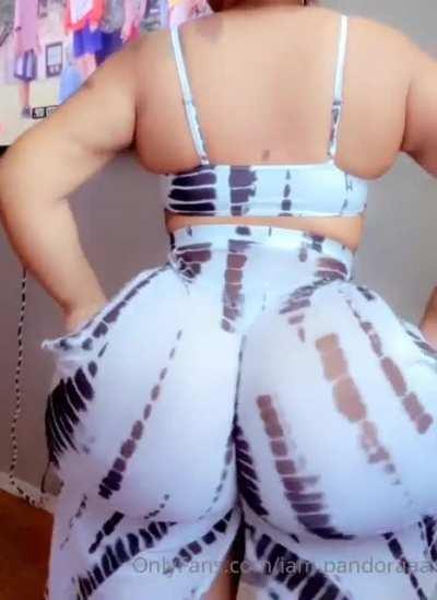 ☀️ Dress Is Suffocating