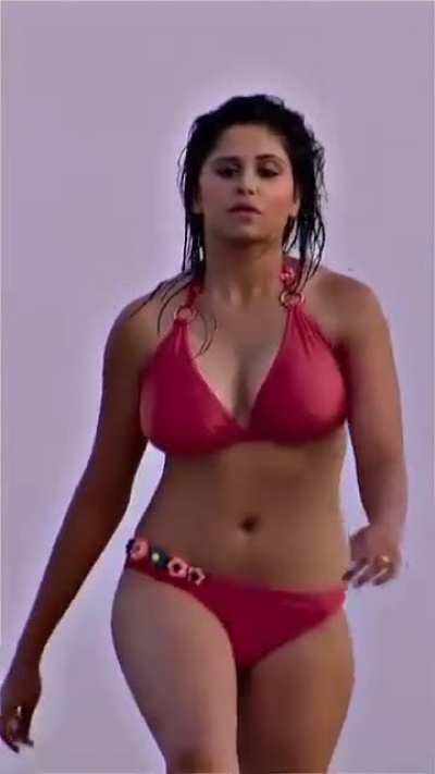 Saie Tamhankar 🥵😈