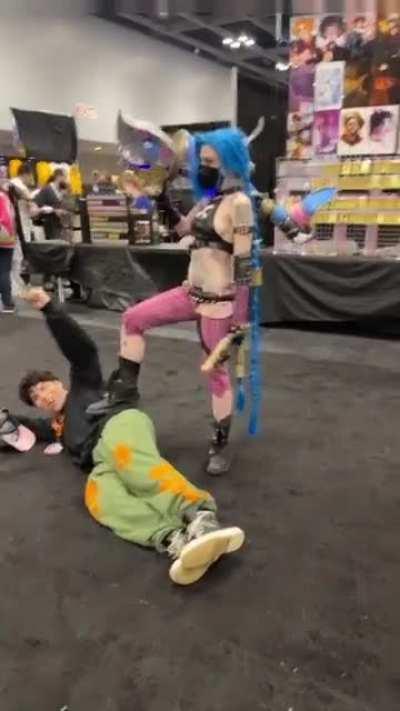 [no spoilers] NYCC: he asked me to do this lol