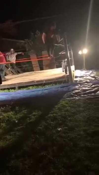 Definitely kneeds help after that wrestling move.