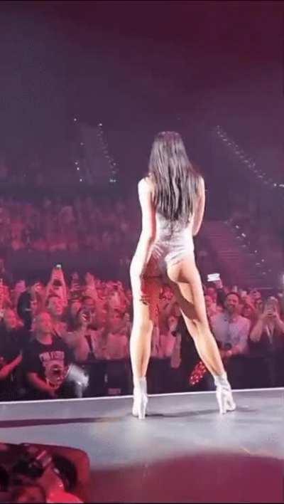 Ass Queen