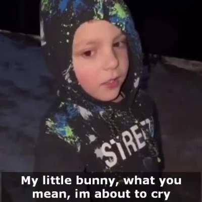 Little boy sang carols to raise money for Ukrainian Armed Forces (I'm crying, too!)
