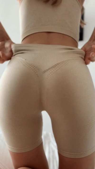 Is my booty lickable?