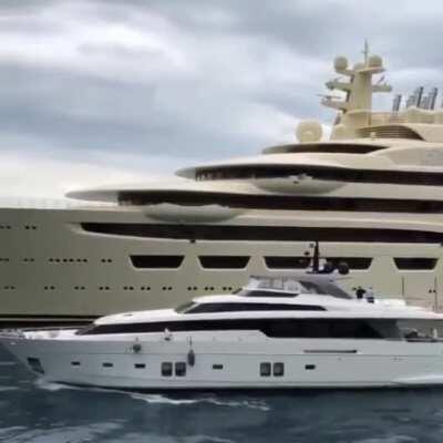 Millionaire meets billionaire