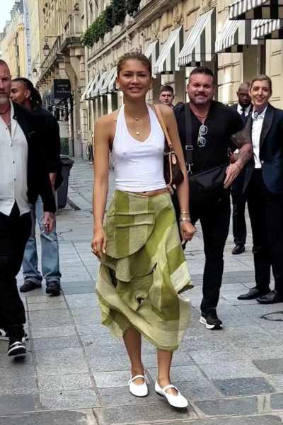 Newest images of Z in Paris