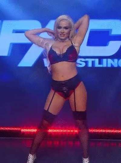 Scarlett Bordeaux is so sexy and such a seductive hottie