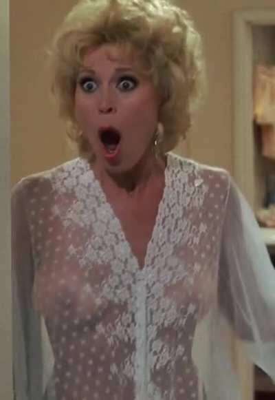 Leslie Easterbrook (1985)