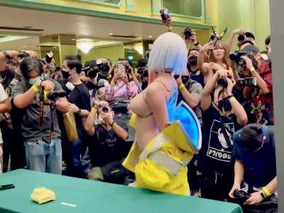 Next-level cosplay model