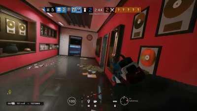 So I tried to replace the sound effects in siege with my own voice...here is the result. First time so dont hate on my pls! Any suggestions for improvement pls let me know :3