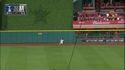 [Highlight] If I ran my search correctly... before Yordan's missile, the last time a ball went over the batter's eye in Minute Maid Park was June 14th of 2017. It was hit by Joey Gallo, and the Rangers lost to the Astros 13-2.