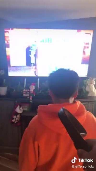 Gotta start em young (credit to @jeffersonlolz on TikTok)