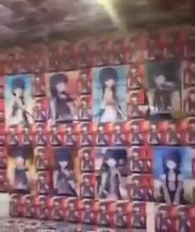 i think he likes maizono 🤔