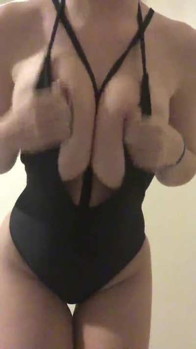 Dying to show you her gorgeous tits