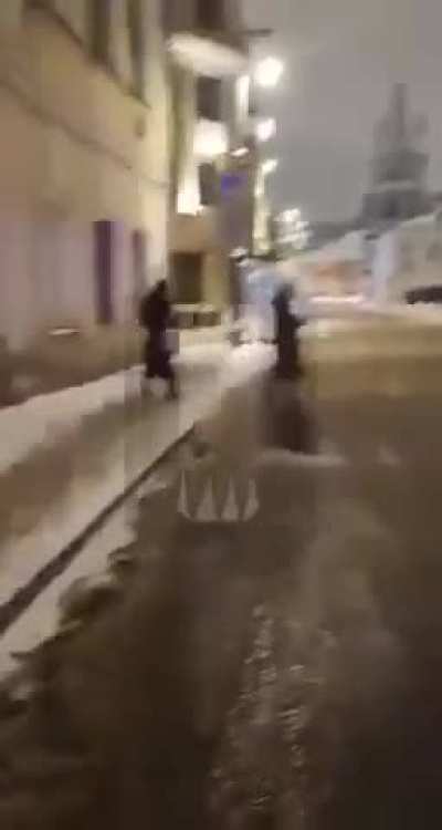 Москве начались облавы на ЛГБТ-клубы. Через сутки после абсурдного объявления ЛГБТ «экстремистским движением»