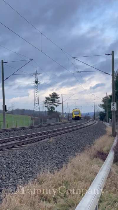 Die HLB mit der RB21 unterwegs nach Wiesbaden