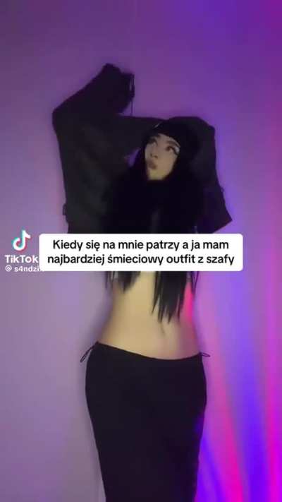 The Baggy trend has caught fire in the EU