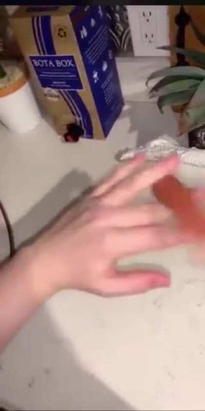 When your crush is at the barbecue and you forgot your knife.