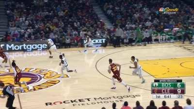 [Highlight] Marcus Smart pulls off a Slip n Slide move during a steal