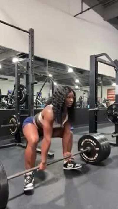 Dead lifting 335lbs!!!