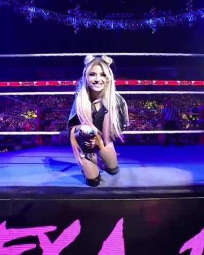 Alexa's entrance from tonight