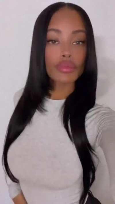 Vinetria Chubbs (@vinetrria) [2022-01-17]