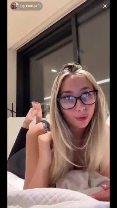 The Pose @lilyphillipstokky