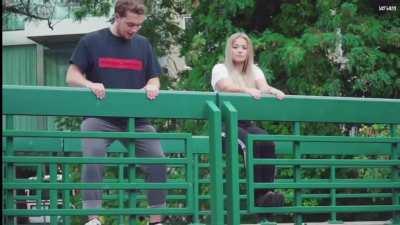 Aus einer Zeit als Julia Beautx noch keine Songs nur über Trennungen und Ex-Freunde gemacht hat .. „Immer wenn wir uns sehen“