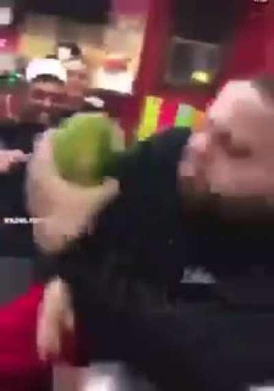 Cuando llegas a la pelea con el Jefe pero tienes que restablecer tu salud…