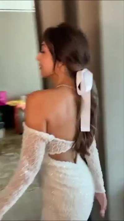 Malaika Arora is the ultimate MILF ✊🍆💦