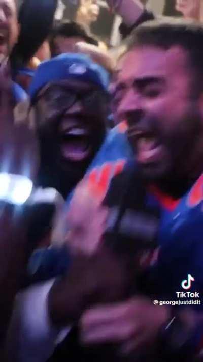Knicks fans after the win