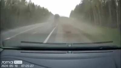 Van and Semi don't mix